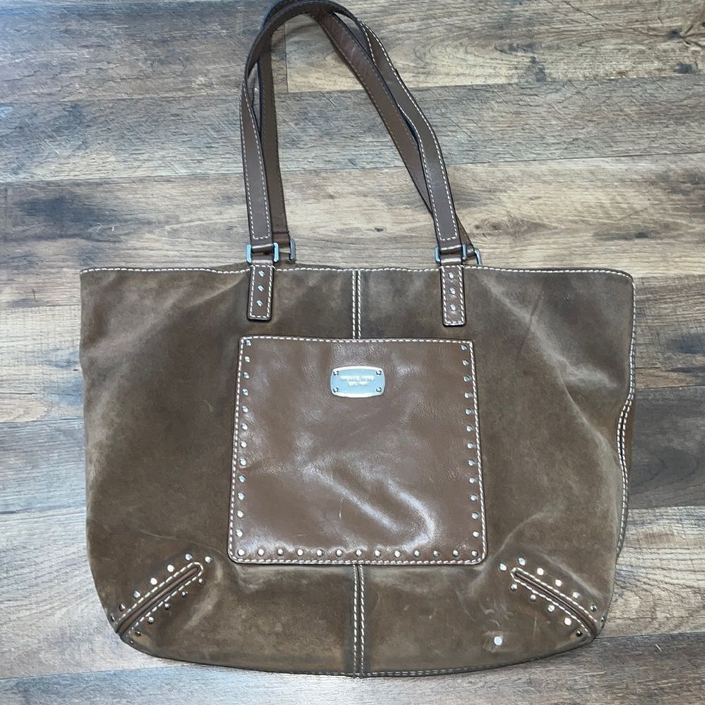 MICHAEL KORS "ASTOR" STUD BROWN LEATHER SUEDE LARGE SHOULDER TOTE  MSRP $398